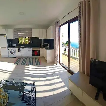 Apartment Mit Privatpool Und Panoramablick