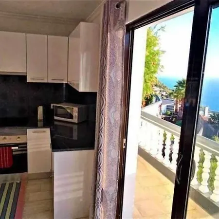 Mit Privatpool Und Panoramablick Apartment Calheta (Madeira)